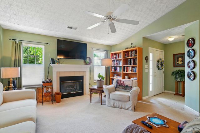 7950 Chapel Stone Road, Blacklick, OH 43004