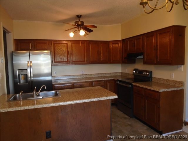 3503 Farm Circle Road, Fayetteville, NC 28306