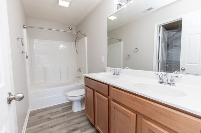 156 Ivy Hill Ln, Goodlettsville, TN 37072