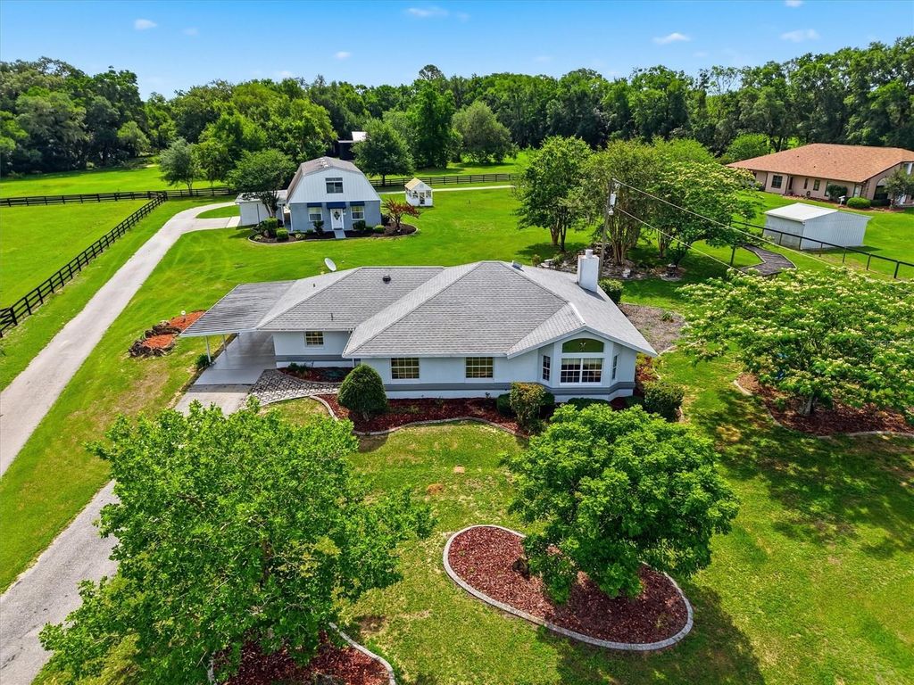 Image 1 of property listing at 6935 NW HIGHWAY 225A, Ocala, FL 34482