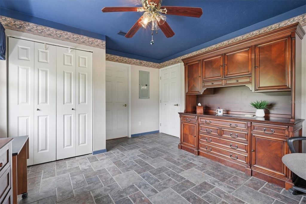 Image 22 of property listing at 6935 NW HIGHWAY 225A, Ocala, FL 34482