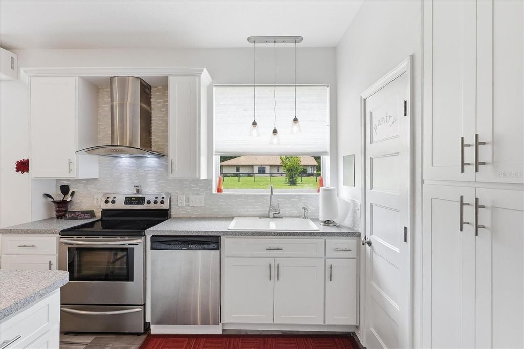 Image 49 of property listing at 6935 NW HIGHWAY 225A, Ocala, FL 34482