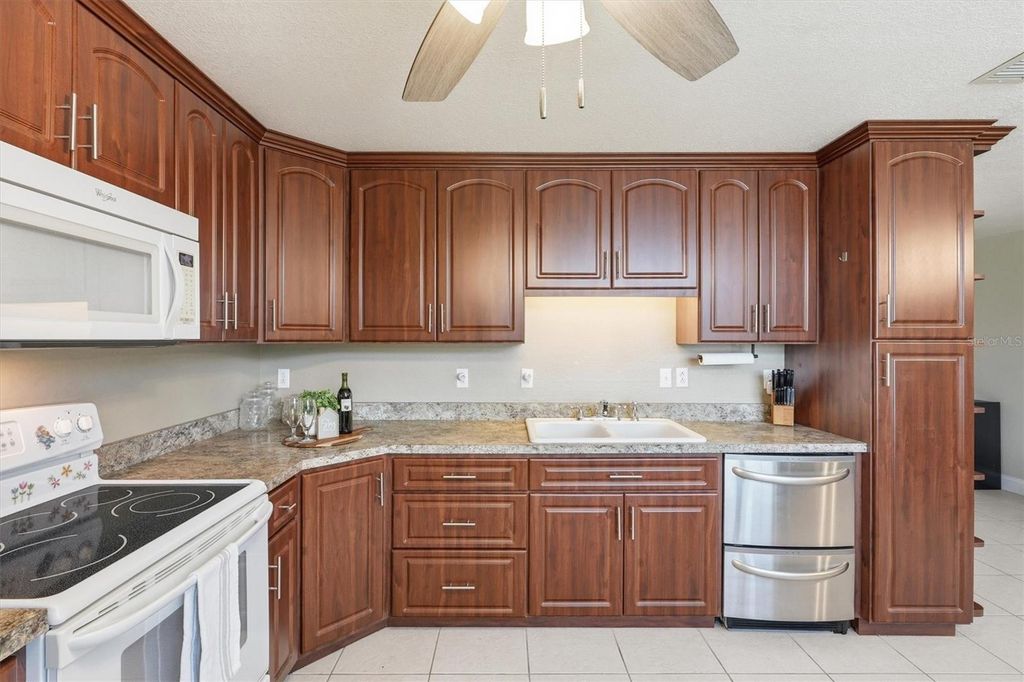 Image 73 of property listing at 6935 NW HIGHWAY 225A, Ocala, FL 34482