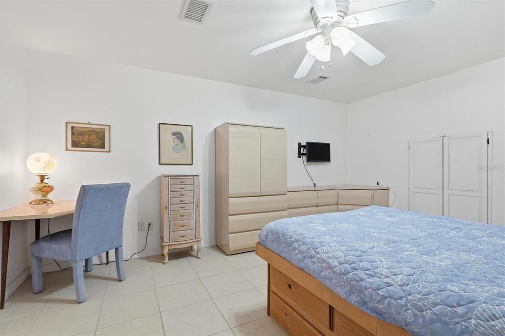 Image 78 of property listing at 6935 NW HIGHWAY 225A, Ocala, FL 34482
