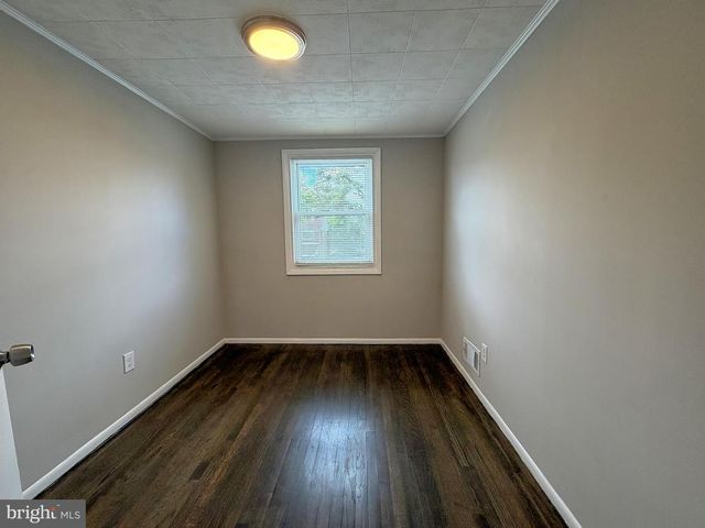 1008 FOXRIDGE LN, Baltimore, MD 21221