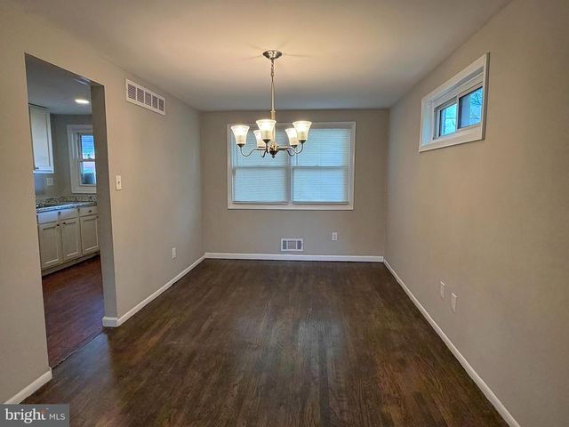 1008 FOXRIDGE LN, Baltimore, MD 21221
