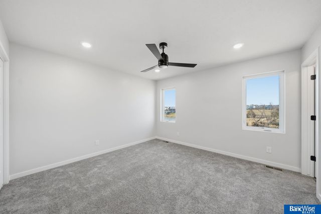 4910 N 35Th Court, Lincoln, NE 68524