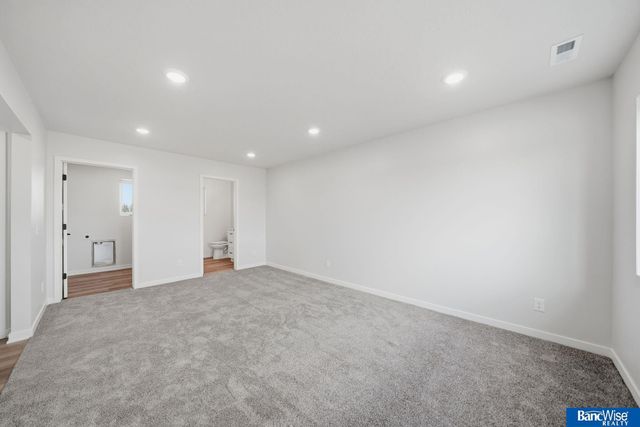 4910 N 35Th Court, Lincoln, NE 68524