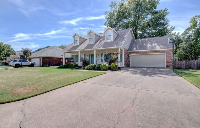 45 Blue Mountain Dr, Maumelle, AR 72113