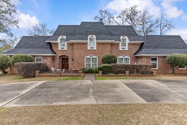 2118 Stonebridge Road, Dothan, AL 36301