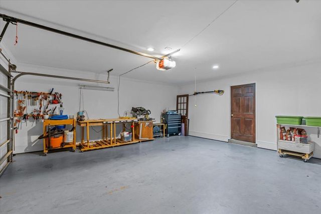 2118 Stonebridge Road, Dothan, AL 36301