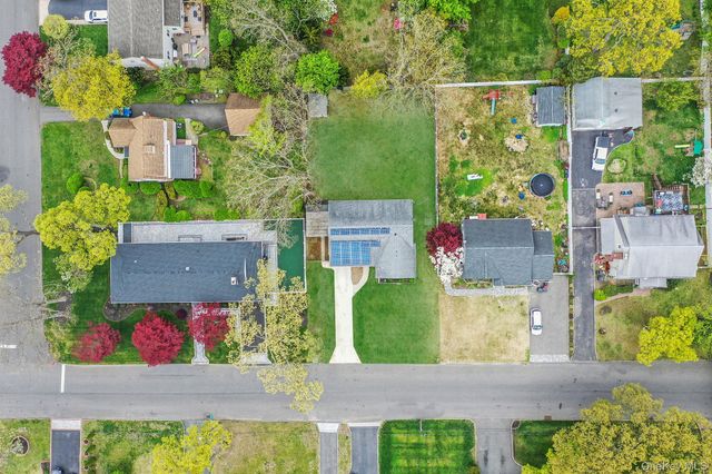 535 Kime Avenue, West Islip, NY 11795