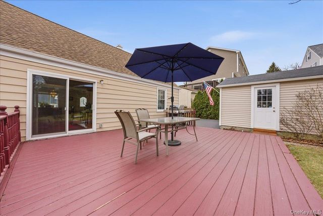 30 Keystone Road, Yonkers, NY 10710