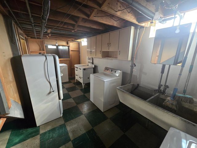 36514 Woodingham Drive, Clinton Twp, MI 48035