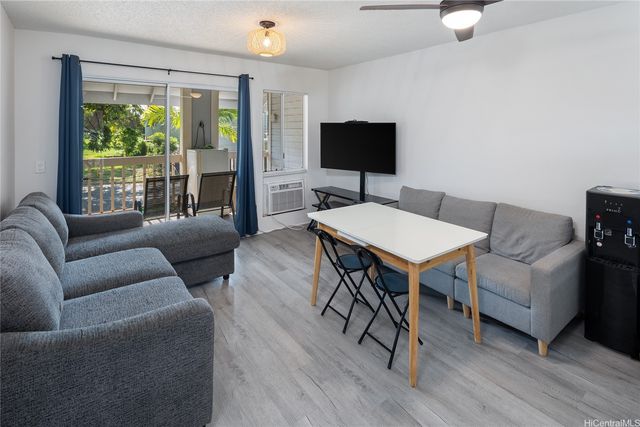 94-201 Lumiaina Place 201, Waipahu, HI 96797
