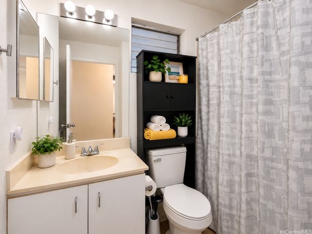 94-201 Lumiaina Place 201, Waipahu, HI 96797