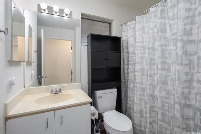 94-201 Lumiaina Place 201, Waipahu, HI 96797