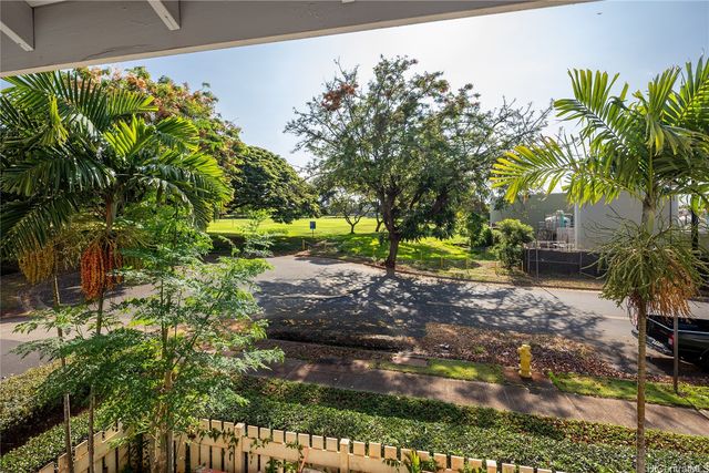 94-201 Lumiaina Place 201, Waipahu, HI 96797