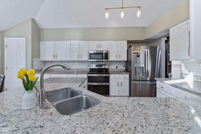 9943 Deering Street, Fishers, IN 46037