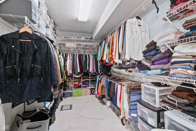 9943 Deering Street, Fishers, IN 46037