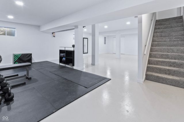 9943 Deering Street, Fishers, IN 46037