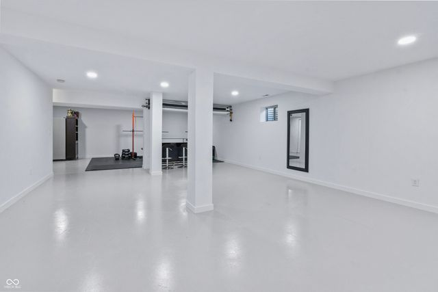 9943 Deering Street, Fishers, IN 46037