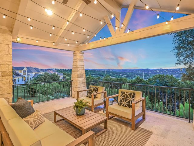 2610 Sunset Vista CIR 16, Spicewood, TX 78669