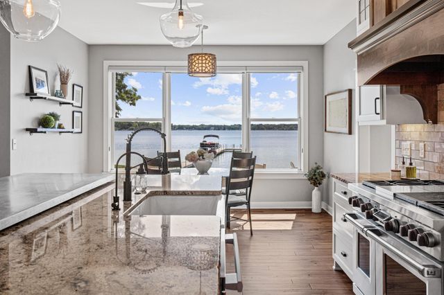 800 County Road I W, Shoreview, MN 55126