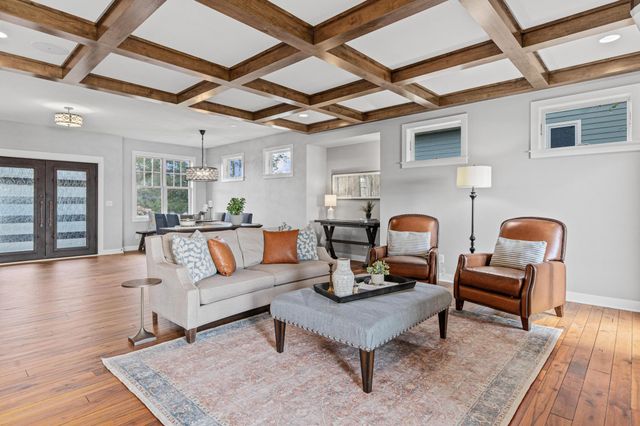 800 County Road I W, Shoreview, MN 55126