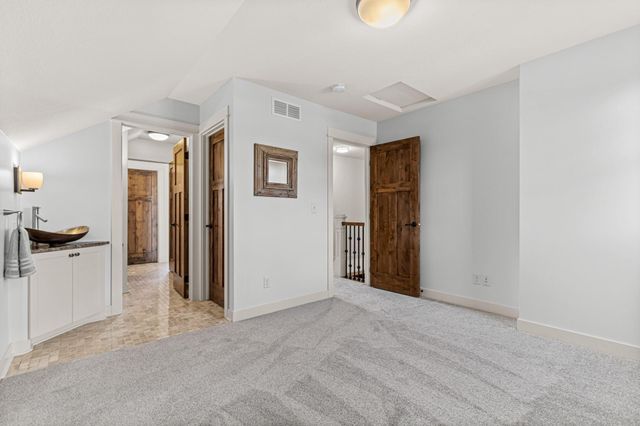 800 County Road I W, Shoreview, MN 55126