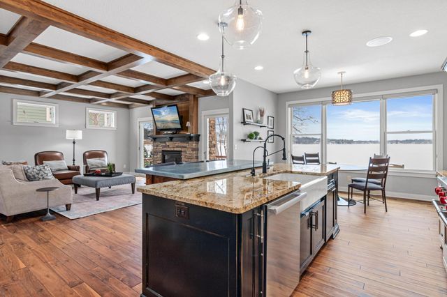 800 County Road I W, Shoreview, MN 55126