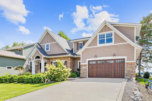 800 County Road I W, Shoreview, MN 55126