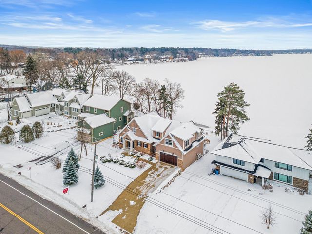 800 County Road I W, Shoreview, MN 55126