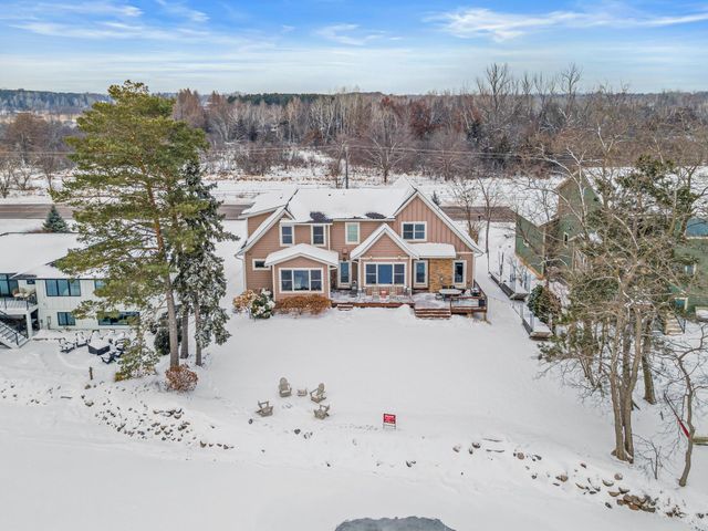 800 County Road I W, Shoreview, MN 55126