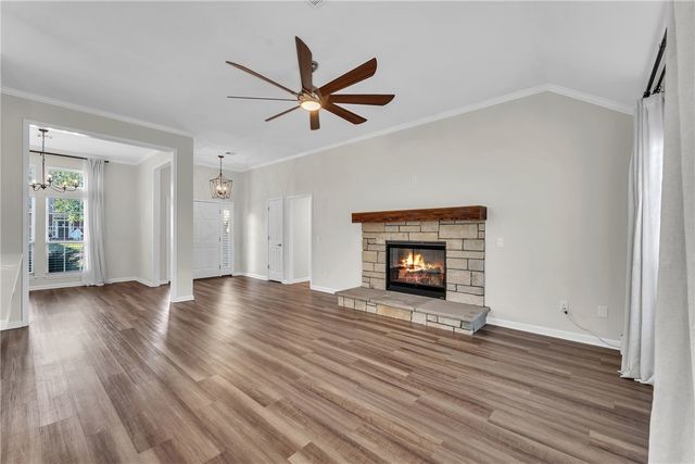 3605 W Center Street, Rogers, AR 72756