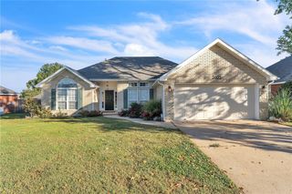 3605 W Center Street, Rogers, AR 72756