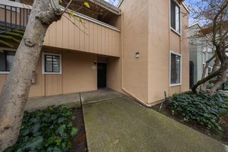 3768 W Benjamin Holt Dr #15, Stockton, CA 95219