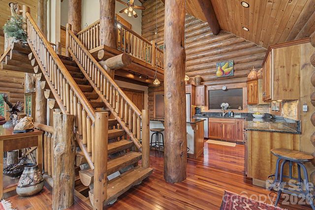 92 Falcons Peak Lane, Whittier, NC 28789