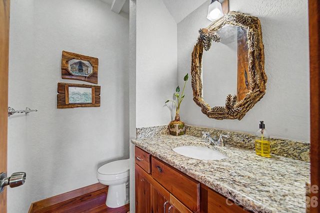 92 Falcons Peak Lane, Whittier, NC 28789