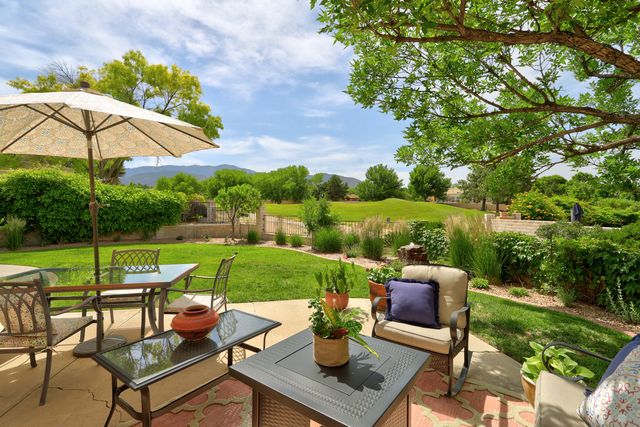 11240 Country Club NE, Albuquerque, NM 87111