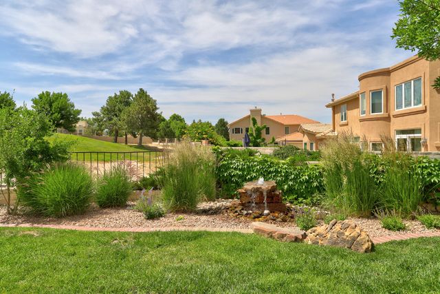 11240 Country Club NE, Albuquerque, NM 87111