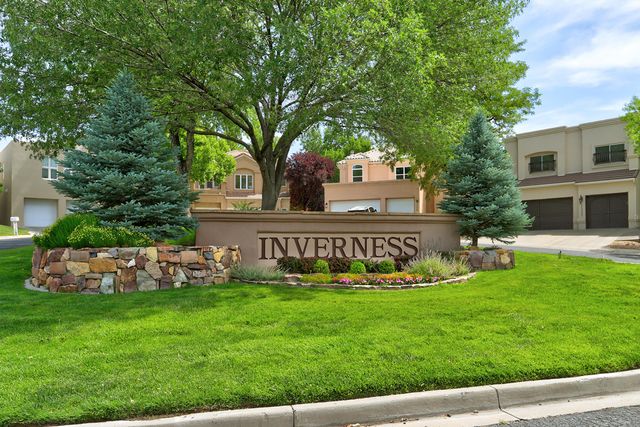 11240 Country Club NE, Albuquerque, NM 87111