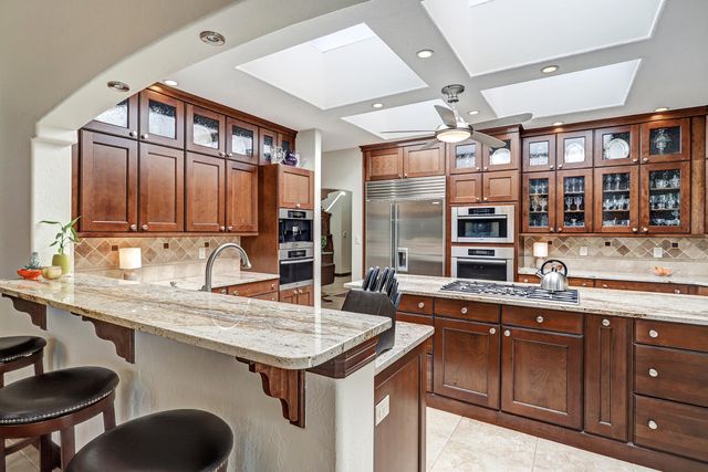 11240 Country Club NE, Albuquerque, NM 87111