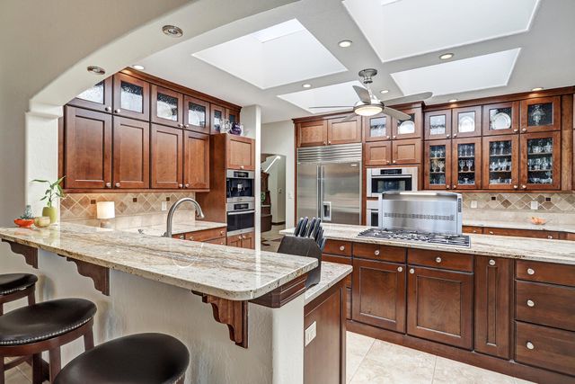 11240 Country Club NE, Albuquerque, NM 87111