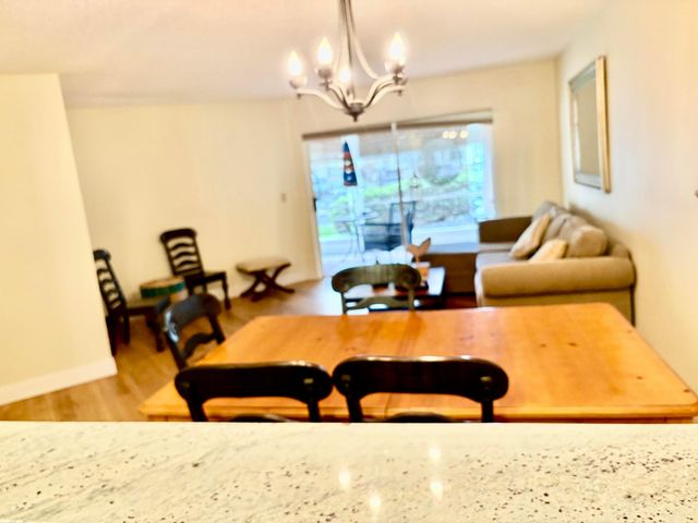 7237 S DEVON Drive 110, Tamarac, FL 33321