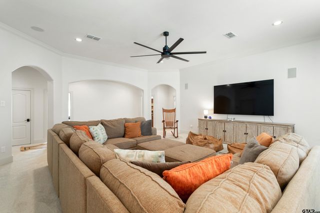 3726 Woods Blvd, Tyler, TX 75707
