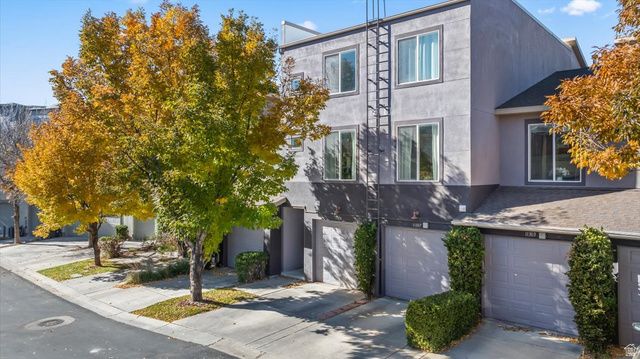 11308 S SPRING BLUFF LN, South Jordan, UT 84095