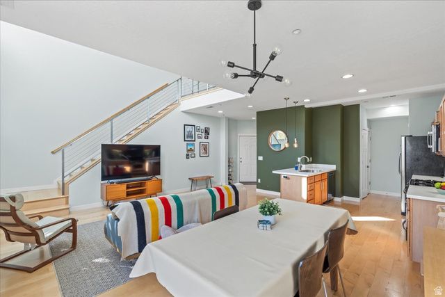 11308 S SPRING BLUFF LN, South Jordan, UT 84095