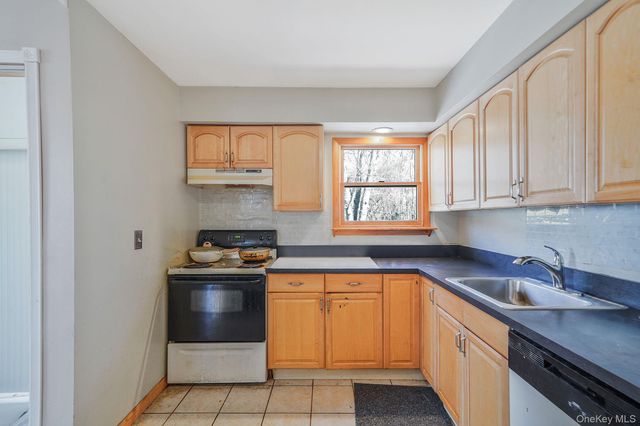 237 Adams Street, Deer Park, NY 11729