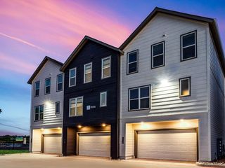 1000 Fort Worth Avenue 2515, Dallas, TX 75208